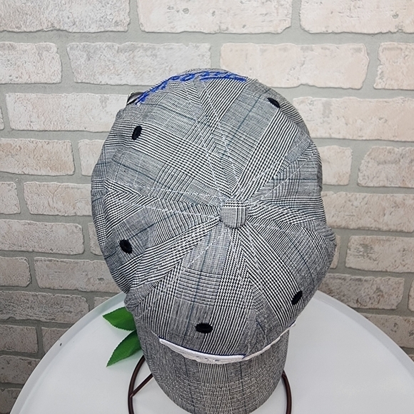 TITLEIST Cross Hatch Embroidered Adjustable Golf Hat - Picture 5 of 7